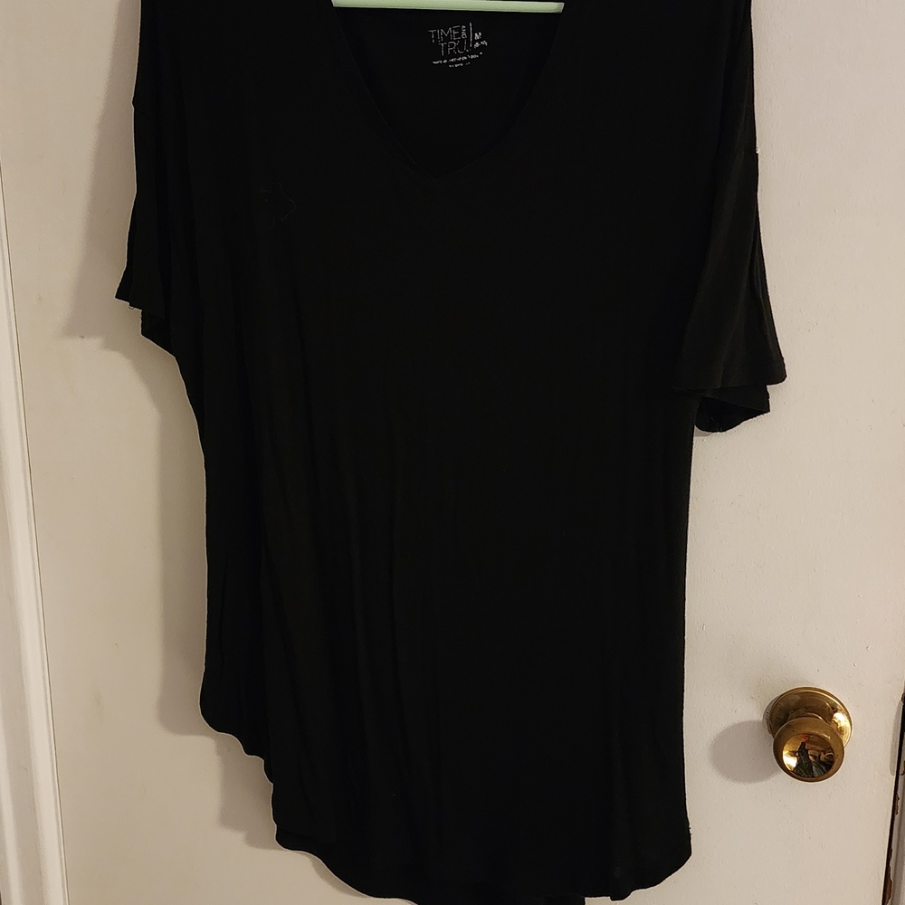Time and Tru Women's Classic Black Short Sleeve Tee